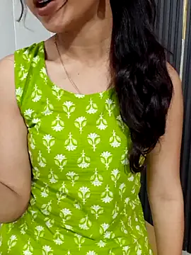 Snapshot of siya_rani67 chatting on 10/14/25, 06:52 siya rani67 online show from 10/14/25, 06:52
