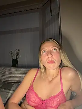 CheekyChelseaX online show from 10/10/25, 08:20