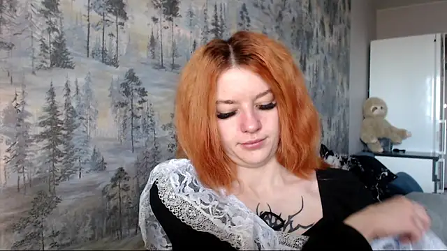   Elina   online show from 09/26/25, 04:08