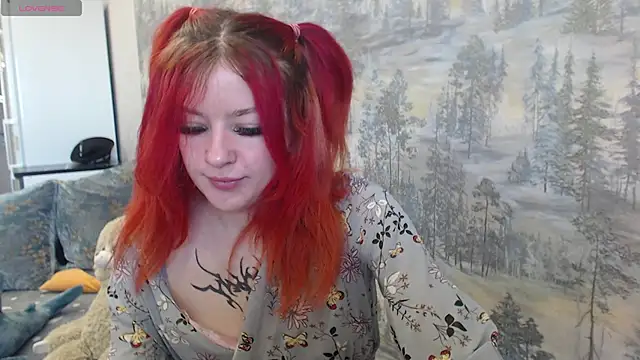   Elina   online show from 10/25/25, 04:44