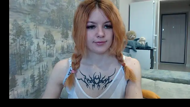   Elina   online show from 12/17/25, 05:34