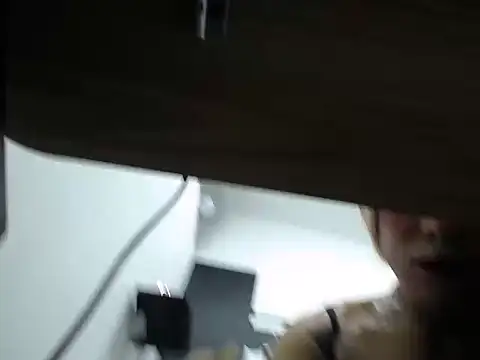 laura fit online show from 11/18/25, 08:01