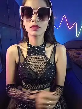 royeoy22 online show from 03/28/26, 07:26