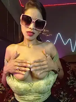 royeoy22 online show from 03/13/26, 11:04