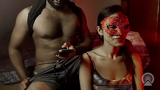 Snapshot of royeoy22 chatting on 10/07/25, 12:28 royeoy22 online show from 10/07/25, 12:28