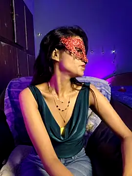 Snapshot of royeoy22 chatting on 09/28/25, 03:30 royeoy22 online show from 09/28/25, 03:30