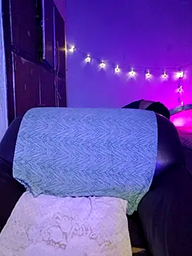 Snapshot of royeoy22 chatting on 09/16/25, 12:39 royeoy22 online show from 09/16/25, 12:39