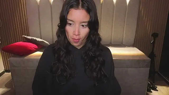  Mia Evans 1 online show from 01/12/26, 01:18