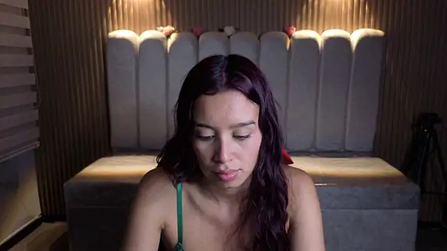  Mia Evans 1 online show from 06/30/26, 08:53