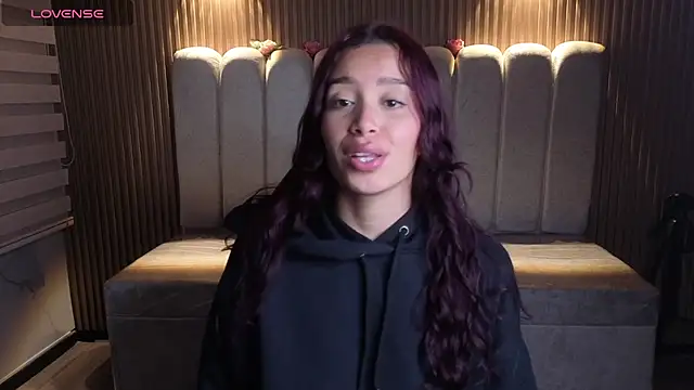  Mia Evans 1 online show from 07/06/26, 07:49