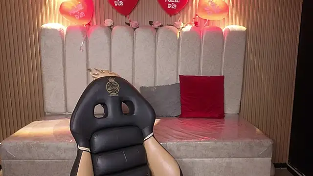  Mia Evans 1 online show from 02/17/26, 08:17