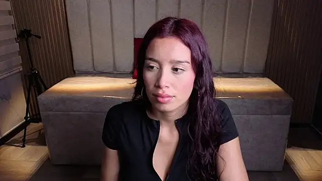  Mia Evans 1 online show from 06/11/26, 08:17