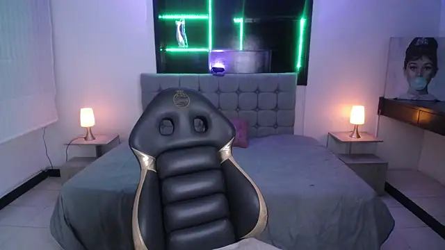  Mia Evans 1 online show from 04/14/26, 02:22