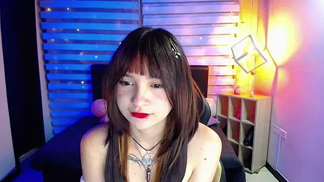 Snapshot of _Charlotte_Collins_ chatting on 09/10/25, 01:21 Charlotte Collins online show from 09/10/25, 01:21