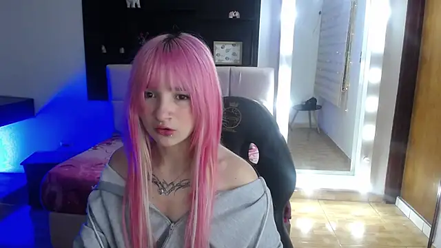  Charlotte Collins  online show from 05/04/26, 03:04
