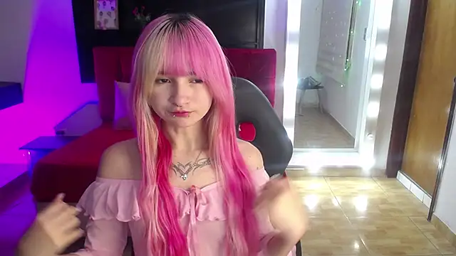  Charlotte Collins  online show from 05/30/26, 03:17