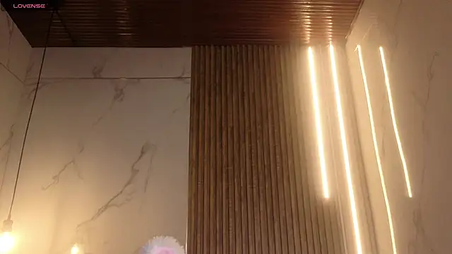  Charlotte Collins  online show from 03/20/26, 02:40