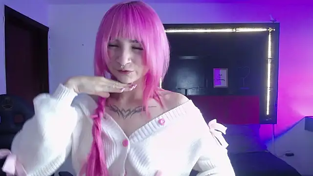  Charlotte Collins  online show from 04/17/26, 02:53