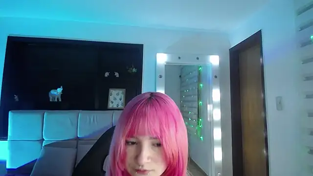  Charlotte Collins  online show from 04/11/26, 02:21