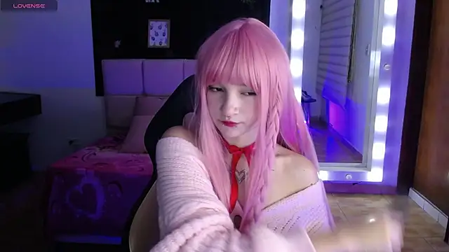 Snapshot of _Charlotte_Collins_ chatting on 12/05/25, 02:37 Charlotte Collins online show from 12/05/25, 02:37