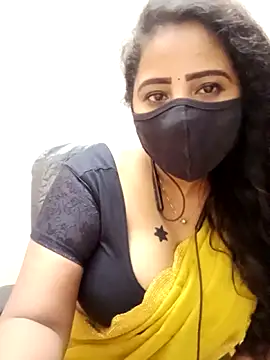 Snapshot of tamil_Vennila chatting on 12/15/25, 07:20 tamil Vennila online show from 12/15/25, 07:20