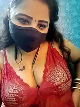 Snapshot of tamil_Vennila chatting on 10/23/25, 08:13 tamil Vennila online show from 10/23/25, 08:13