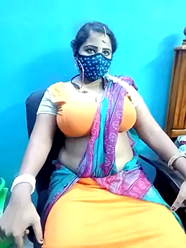 Snapshot of tamil_Vennila chatting on 03/18/26, 06:20 tamil Vennila online show from 03/18/26, 06:20