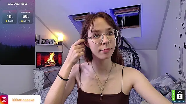  karin online show from 10/08/25, 08:42