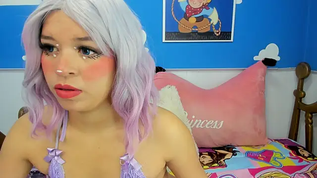 miss  evolet online show from 11/18/25, 11:02