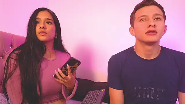 Snapshot of mae_nathan_ chatting on 09/14/25, 04:02 mae nathan online show from 09/14/25, 04:02