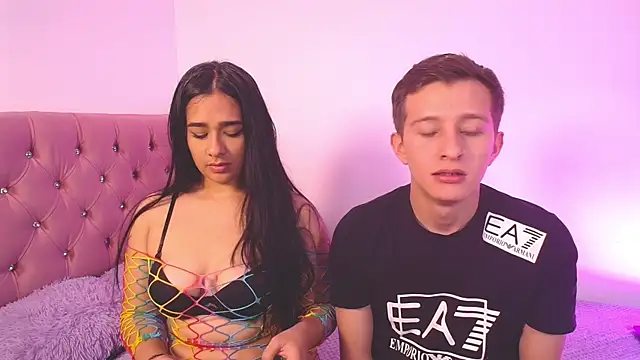 Snapshot of mae_nathan_ chatting on 09/13/25, 04:01 mae nathan online show from 09/13/25, 04:01