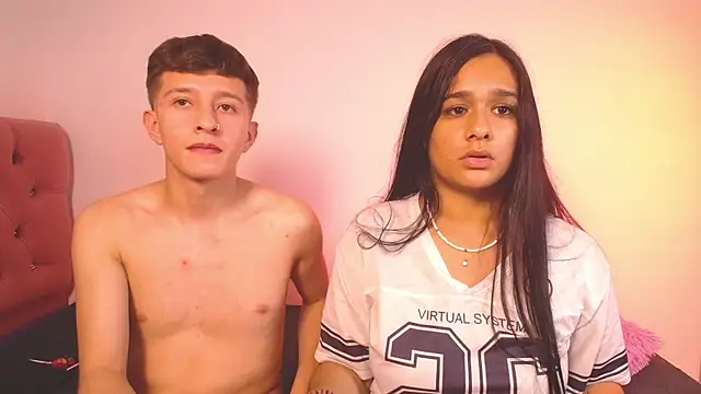 Snapshot of mae_nathan_ chatting on 10/11/25, 08:37 mae nathan online show from 10/11/25, 08:37