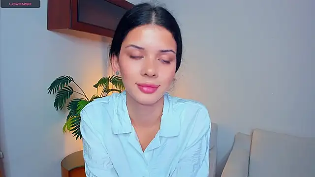 JoCauterucci online show from 10/07/25, 07:09