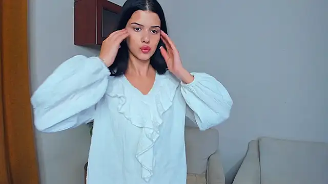 JoCauterucci online show from 09/19/25, 06:50