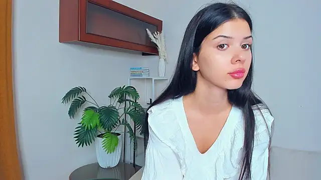 JoCauterucci online show from 09/21/25, 07:02