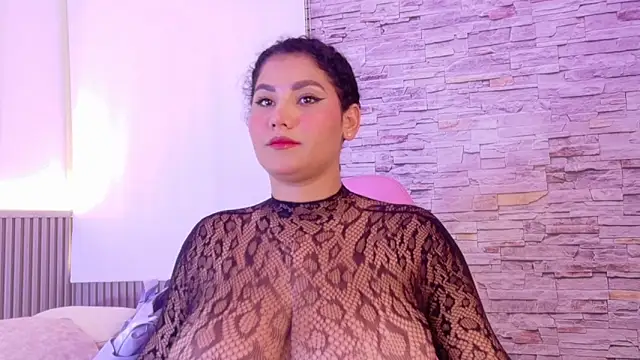 Snapshot of liz_monserrat_1 chatting on 05/12/26, 07:53 liz monserrat 1 online show from 05/12/26, 07:53
