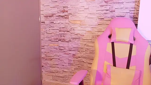 liz monserrat 1 online show from 01/17/26, 07:28