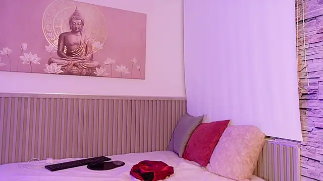 liz monserrat 1 online show from 11/09/25, 07:56