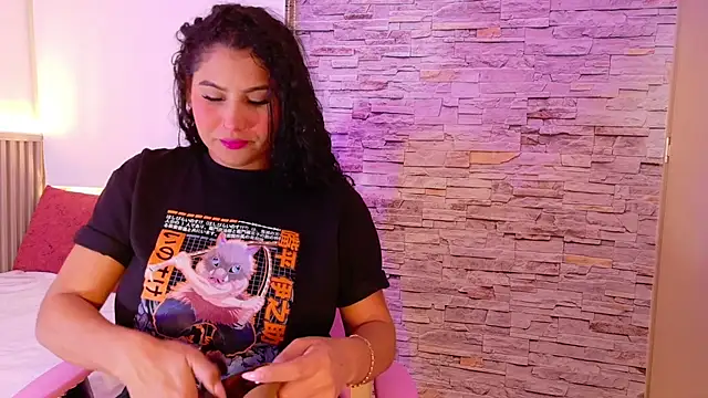 liz monserrat 1 online show from 10/11/25, 07:48