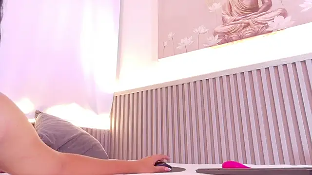 liz monserrat 1 online show from 03/30/26, 07:48