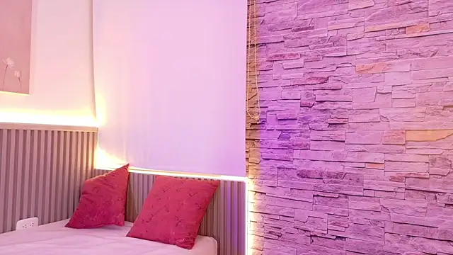 liz monserrat 1 online show from 10/18/25, 07:27