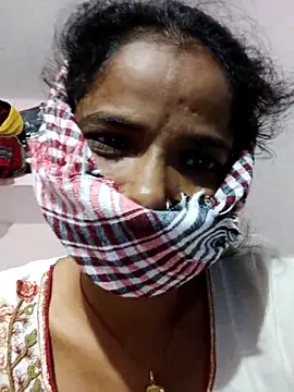 poojasexygirl2007 online show from 09/30/25, 06:19