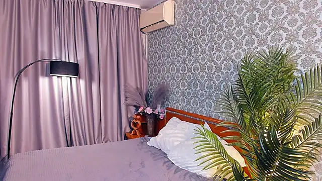 exposed lizzy online show from 11/29/25, 08:53