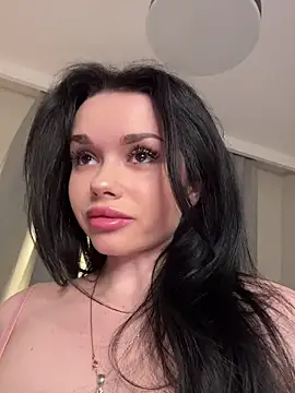 Luxuryy baby online show from 04/19/26, 05:47