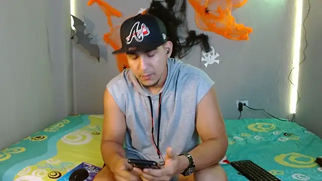 massimo vidal  online show from 10/27/25, 02:51