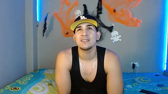 massimo vidal  online show from 10/26/25, 05:19