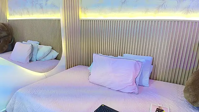 Liss-Reyes online show from 03/07/26, 12:21