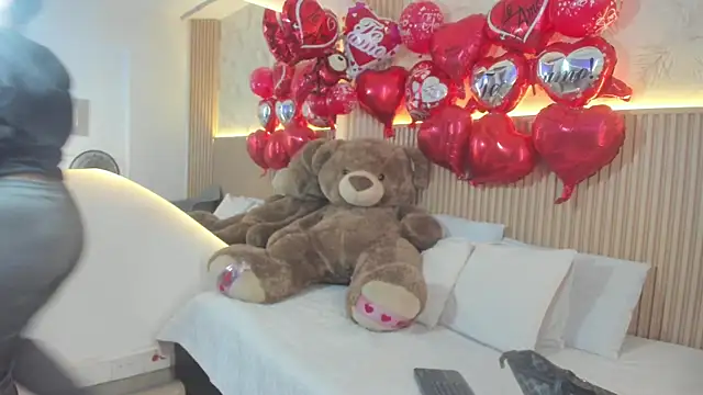 Liss-Reyes online show from 02/15/26, 01:32