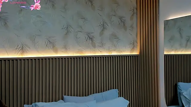 Snapshot of Liss-Reyes chatting on 06/11/26, 12:24 Liss-Reyes online show from 06/11/26, 12:24