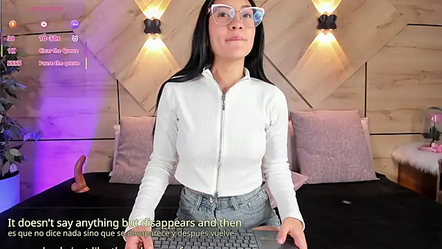 aylin rousse online show from 11/06/25, 08:13